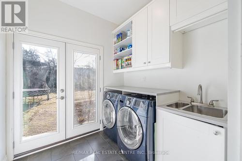 1534 Randor Dr, Mississauga, ON - Indoor Photo Showing Laundry Room