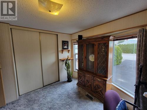715 10Th Avenue, Keremeos, BC - Indoor Photo Showing Other Room