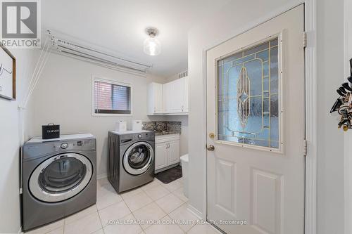240 Waterbury St, Caledon, ON - Indoor Photo Showing Laundry Room