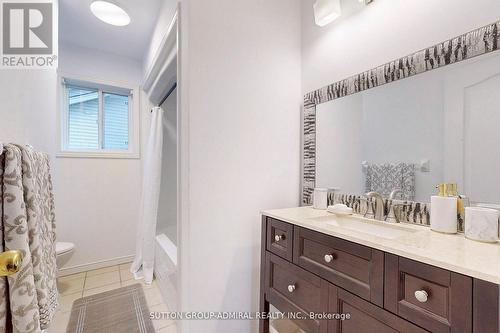 8 Clarke Ave, Orangeville, ON - Indoor Photo Showing Bathroom