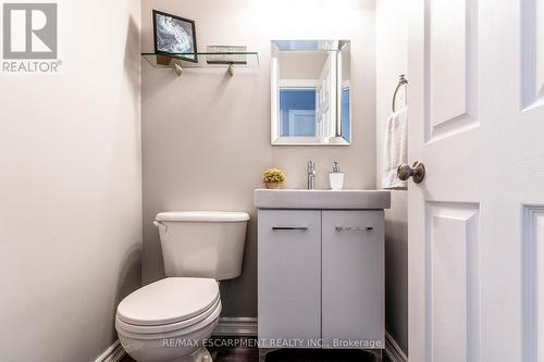 #53 -565 Rymal Rd E, Hamilton, ON - Indoor Photo Showing Bathroom