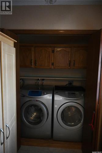 1579 Lee Grayson Crescent N, Regina, SK - Indoor Photo Showing Laundry Room