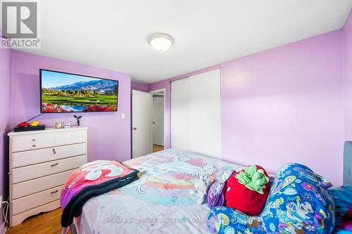 603 Braemor Crt, Oshawa, ON - Indoor Photo Showing Bedroom