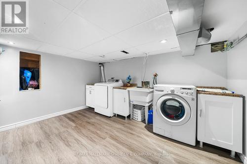 603 Braemor Crt, Oshawa, ON - Indoor Photo Showing Laundry Room