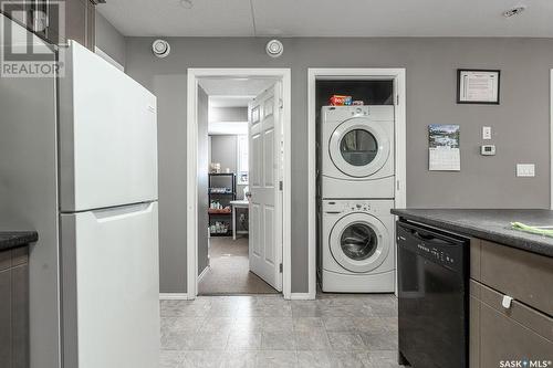 4 1505 19Th Street W, Saskatoon, SK - Indoor Photo Showing Laundry Room