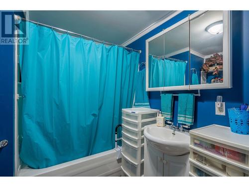 5955 Salmon Valley Road, Prince George, BC - Indoor Photo Showing Bathroom