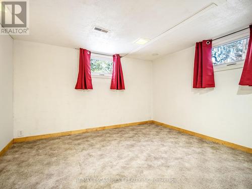 100 Fall St N, Guelph/Eramosa, ON - Indoor Photo Showing Other Room