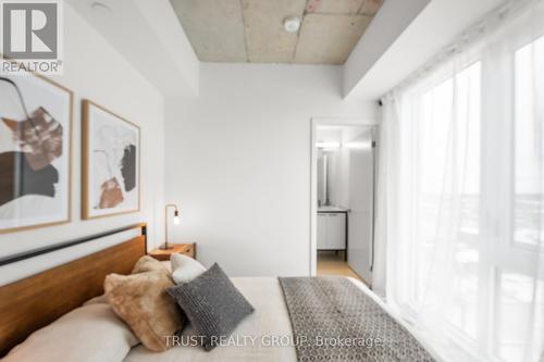 #911 -1808 St. Clair Ave W, Toronto, ON - Indoor Photo Showing Bedroom