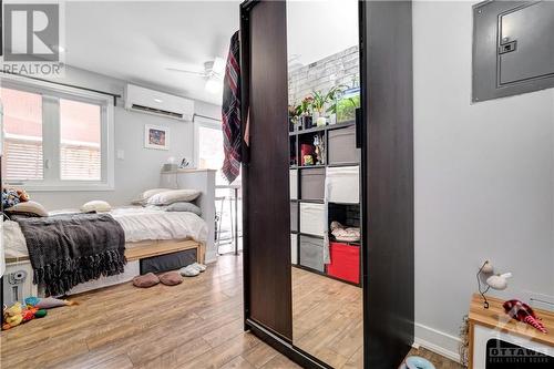 282 Lajoie Street, Ottawa, ON - Indoor Photo Showing Bedroom