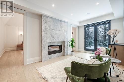 44 Alexandra Blvd, Toronto, ON - Indoor Photo Showing Living Room With Fireplace