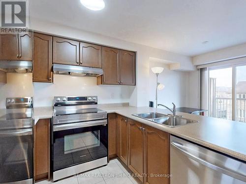 27 - 649E Warden Avenue, Toronto, ON - Indoor Photo Showing Kitchen With Double Sink