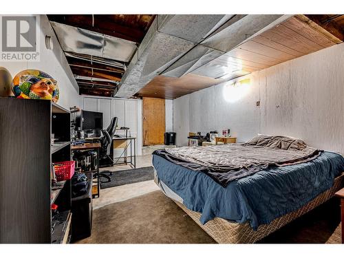 2703 39 Avenue, Vernon, BC - Indoor Photo Showing Bedroom