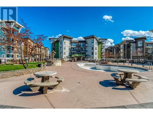 551 Yates Road Unit# 301, Kelowna, BC - Outdoor With In Ground Pool