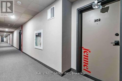 #302 -10 Culinary Lane, Barrie, ON - Indoor Photo Showing Other Room