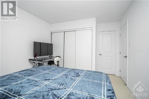 99 Dun Skipper Drive, Ottawa, ON - Indoor Photo Showing Bedroom