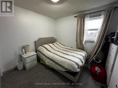 Upper - 1003 Elgin Street N, Cambridge, ON - Indoor Photo Showing Bedroom