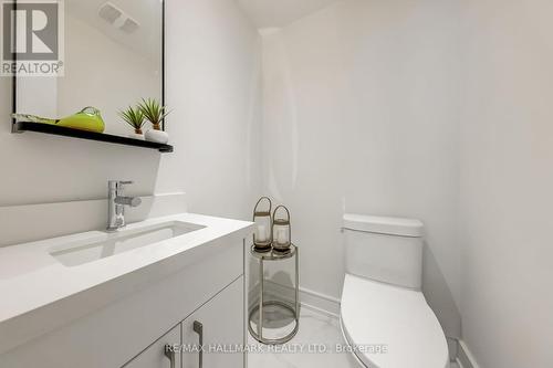 3 Flax Field Lane, Toronto, ON - Indoor Photo Showing Bathroom