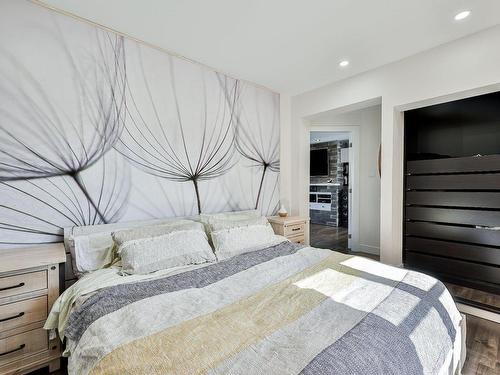 Chambre Ã  coucher principale - 6680 Boul. Laurier, Terrebonne (La Plaine), QC - Indoor Photo Showing Bedroom