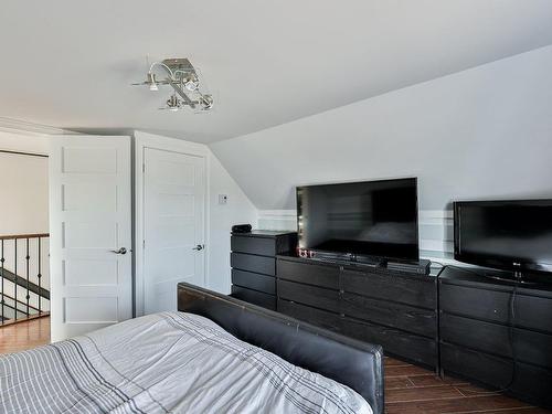 Chambre Ã Â coucher - 6680 Boul. Laurier, Terrebonne (La Plaine), QC - Indoor Photo Showing Bedroom