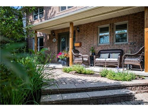 138 Lanigan Crescent, Stittsville, ON 