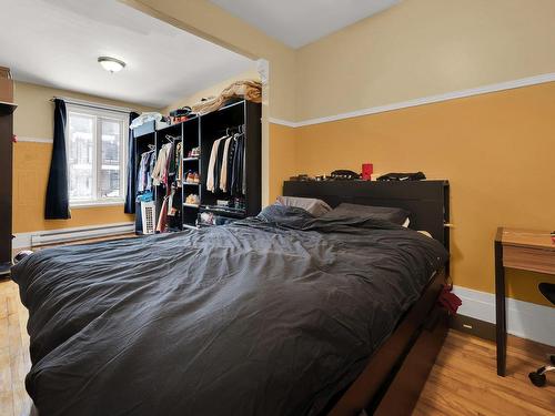 Chambre Ã  coucher principale - 5045  - 5051 Rue Adam, Montréal (Mercier/Hochelaga-Maisonneuve), QC - Indoor Photo Showing Bedroom