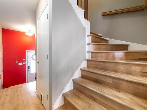 Staircase - 210 Rue Laurier, Vaudreuil-Dorion, QC - Indoor Photo Showing Other Room