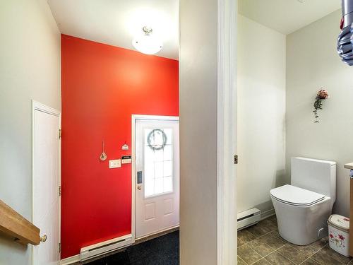 Salle d'eau - 210 Rue Laurier, Vaudreuil-Dorion, QC - Indoor Photo Showing Bathroom