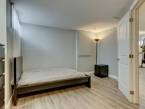 Chambre Ã Â coucher - 192 Rue St-Alexandre, Saint-Constant, QC - Indoor Photo Showing Bedroom