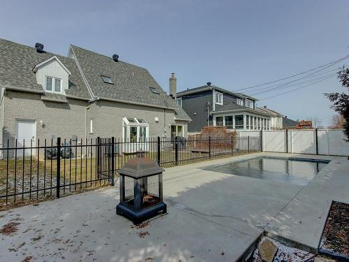 Cour - 192 Rue St-Alexandre, Saint-Constant, QC - Outdoor With In Ground Pool
