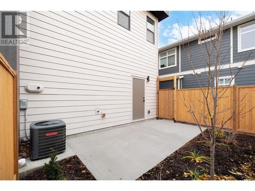 821 Stockwell Avenue Unit# 2, Kelowna, BC - Outdoor With Exterior
