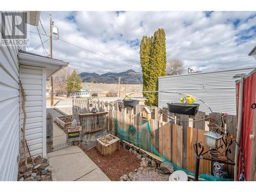 615 6Th Avenue Unit# 2, Keremeos, BC - Outdoor With Deck Patio Veranda With Exterior