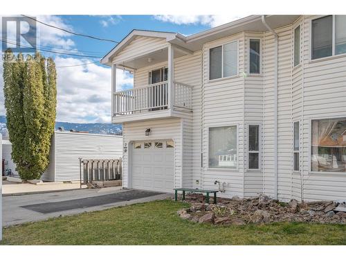 615 6Th Avenue Unit# 2, Keremeos, BC - Outdoor With Balcony