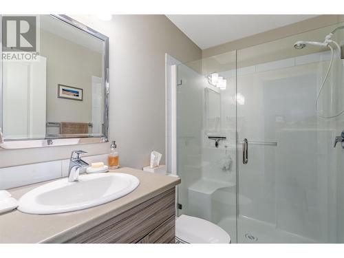3620 Brown Road Unit# 13, West Kelowna, BC - Indoor Photo Showing Bathroom