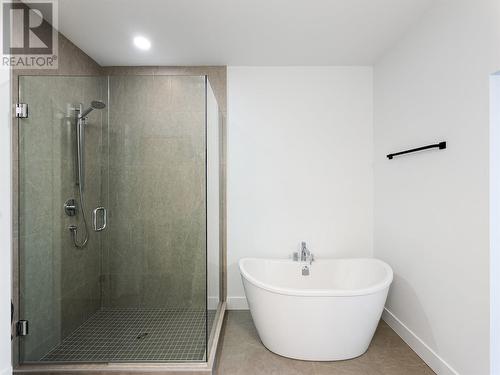 7735 Okanagan Boulevard Unit# 7, Vernon, BC - Indoor Photo Showing Bathroom