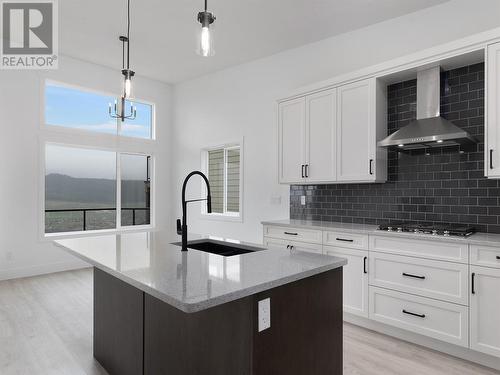 7735 Okanagan Boulevard Unit# 7, Vernon, BC - Indoor Photo Showing Kitchen With Upgraded Kitchen