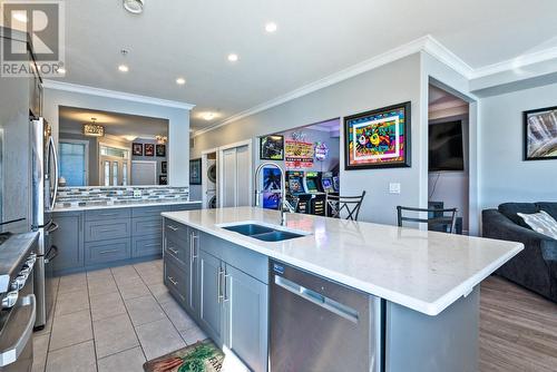 21 Osprey Place, Osoyoos, BC - Indoor Photo Showing Kitchen With Double Sink