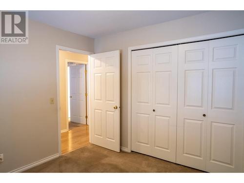 Unit #215, 4630 Ponderosa Drive, Peachland, BC - Indoor Photo Showing Other Room