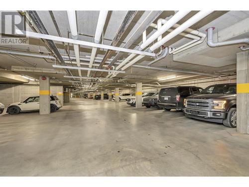 7343 Okanagan Landing Road Unit# 1121, Vernon, BC - Indoor Photo Showing Garage