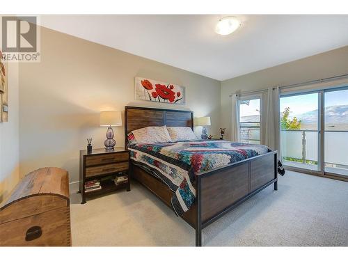 5165 Trepanier Bench Road Unit# 206, Peachland, BC - Indoor Photo Showing Bedroom