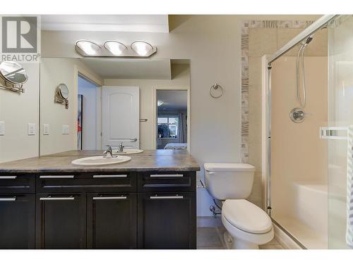 5165 Trepanier Bench Road Unit# 206, Peachland, BC - Indoor Photo Showing Bathroom