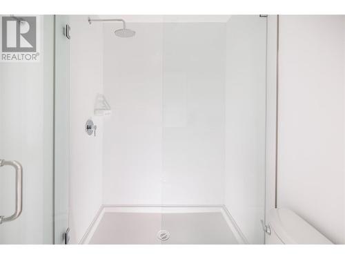 2100 Campbell Road Unit# 160, West Kelowna, BC - Indoor Photo Showing Bathroom