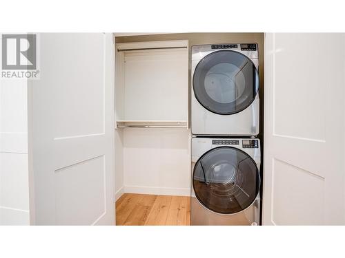 9845 Eastside Road Unit# 25, Vernon, BC - Indoor Photo Showing Laundry Room