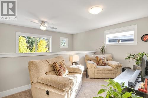 3359 Cougar Road Unit# 47, West Kelowna, BC - Indoor Photo Showing Living Room