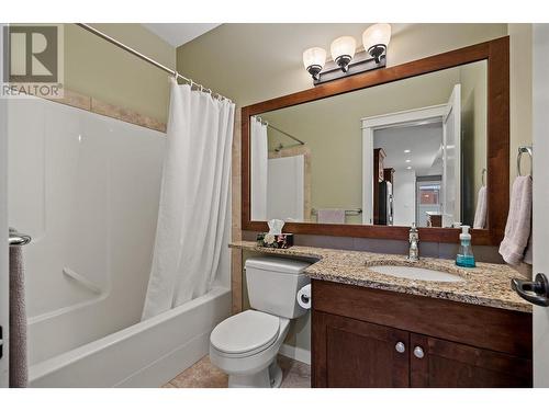 511 Yates Road Unit# 210, Kelowna, BC - Indoor Photo Showing Bathroom