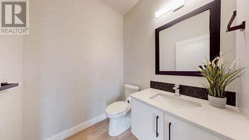 190 Bassett Street Unit# 103, Penticton, BC - Indoor Photo Showing Bathroom