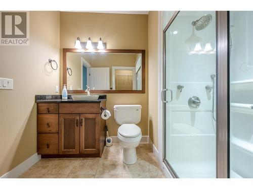 4350 Ponderosa Drive Unit# 246, Peachland, BC - Indoor Photo Showing Bathroom