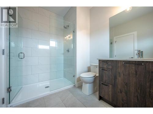 997 Antler Drive Unit# 102, Penticton, BC - Indoor Photo Showing Bathroom