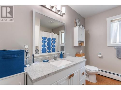 310 Yorkton Avenue Unit# 5, Penticton, BC - Indoor Photo Showing Bathroom