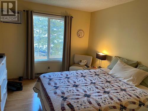 9107 62Nd Avenue Unit# 20, Osoyoos, BC - Indoor Photo Showing Bedroom