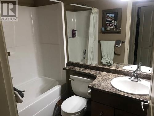 3359 Cougar Road Unit# 5, West Kelowna, BC - Indoor Photo Showing Bathroom